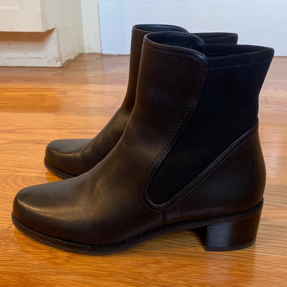 Stuart Weitzman Shoes | Stuart Weitzman Lynelle Bootie | Color: Black | Size: 7.5 | Maggiebecker992's Closet